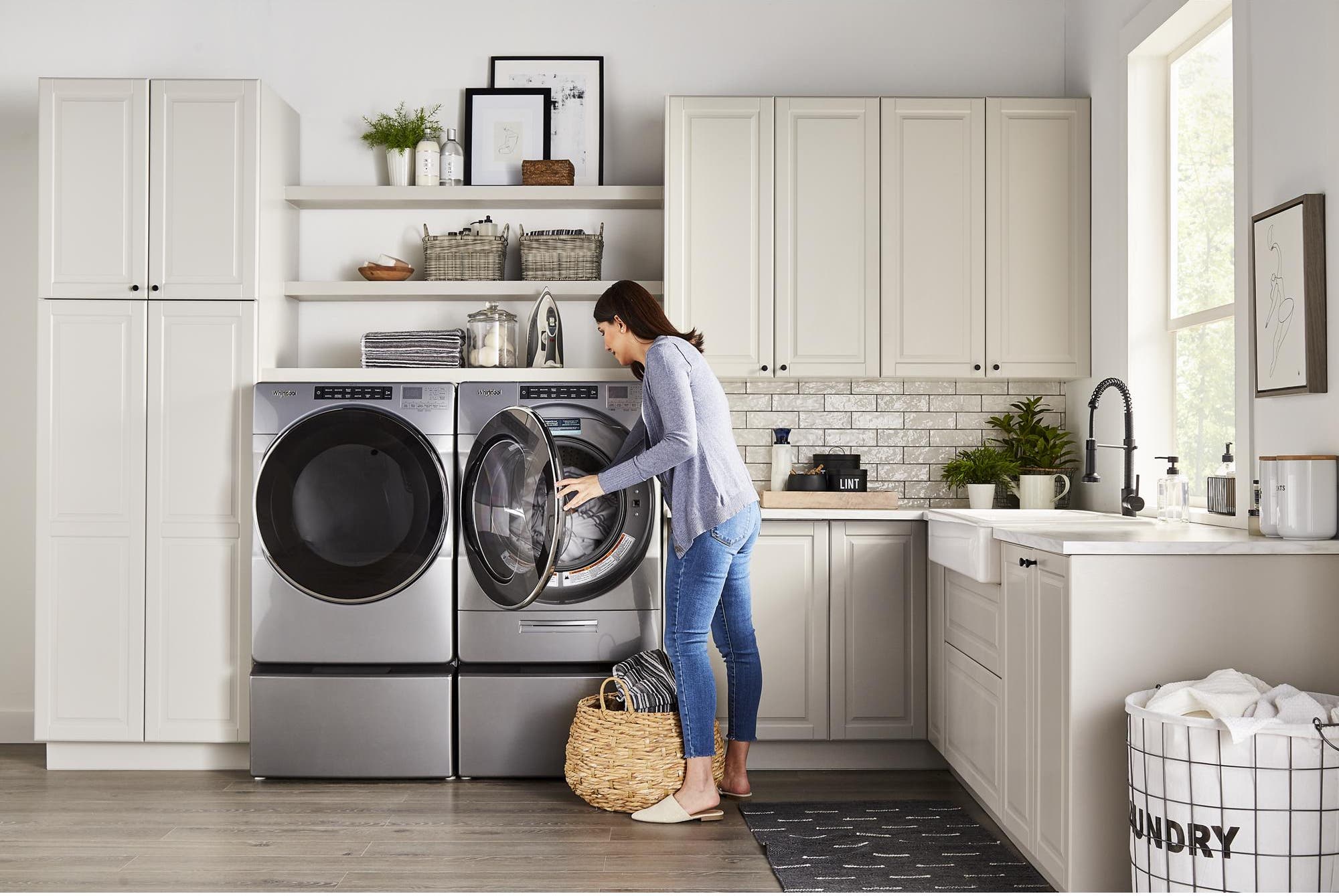 Whirlpool WFP2715HC Chrome Shadow