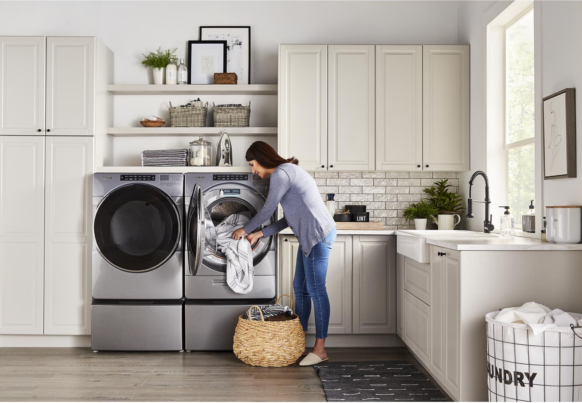 Whirlpool WFP2715HC Chrome Shadow