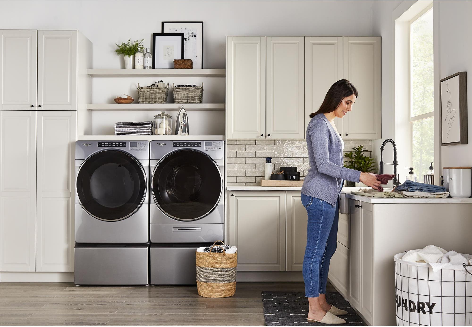 Whirlpool WFP2715HC Chrome Shadow