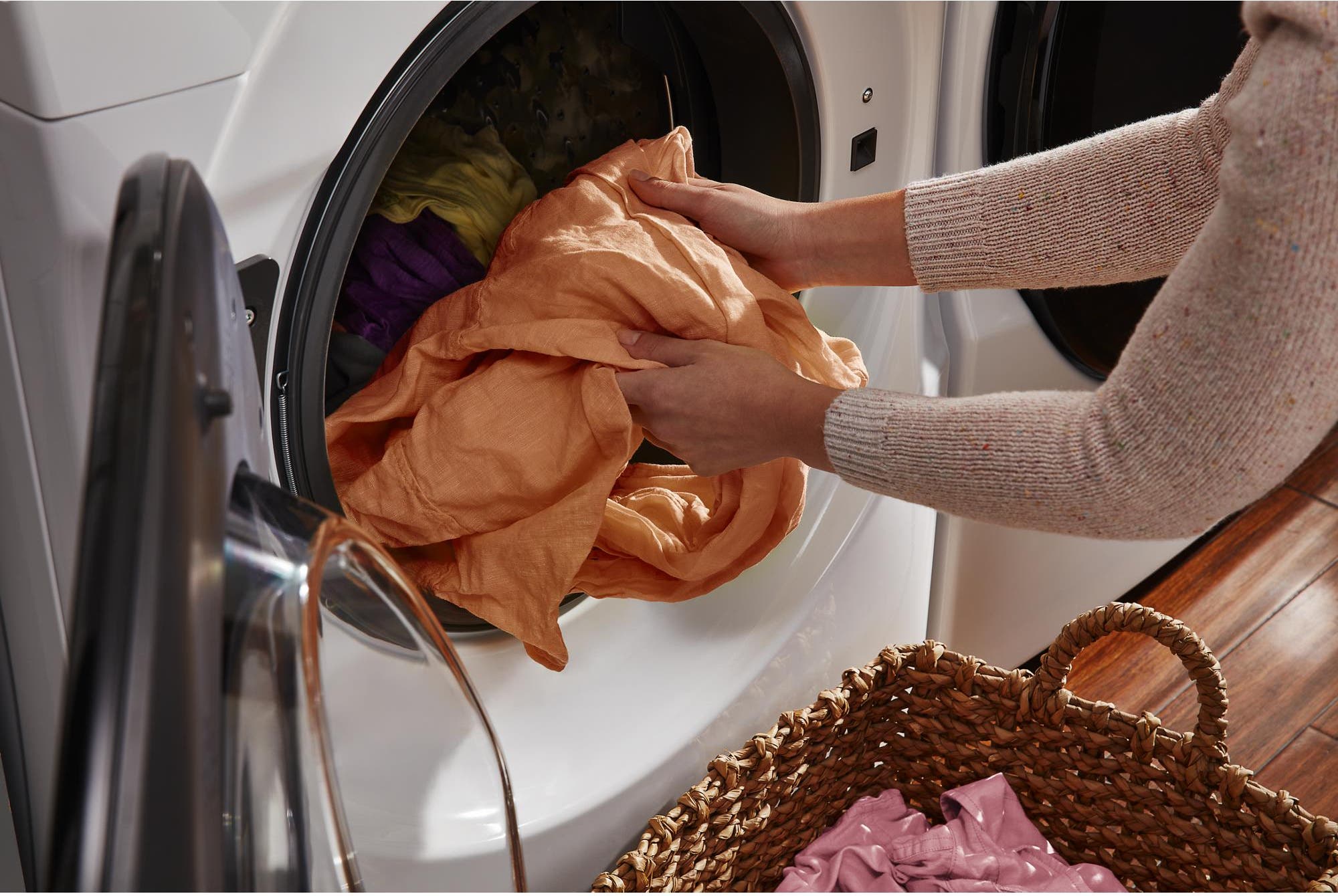 Whirlpool WFP2715HW White