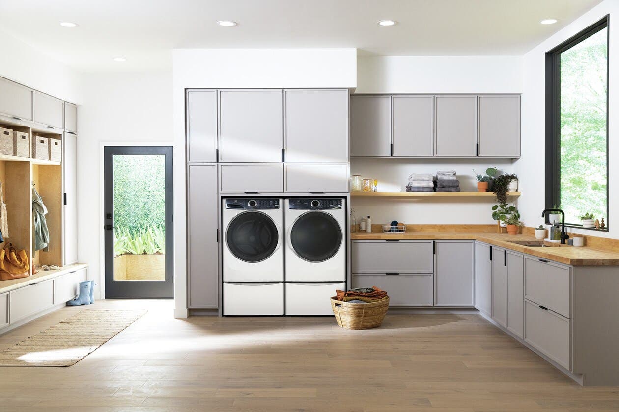 Electrolux ELFE7637AW White