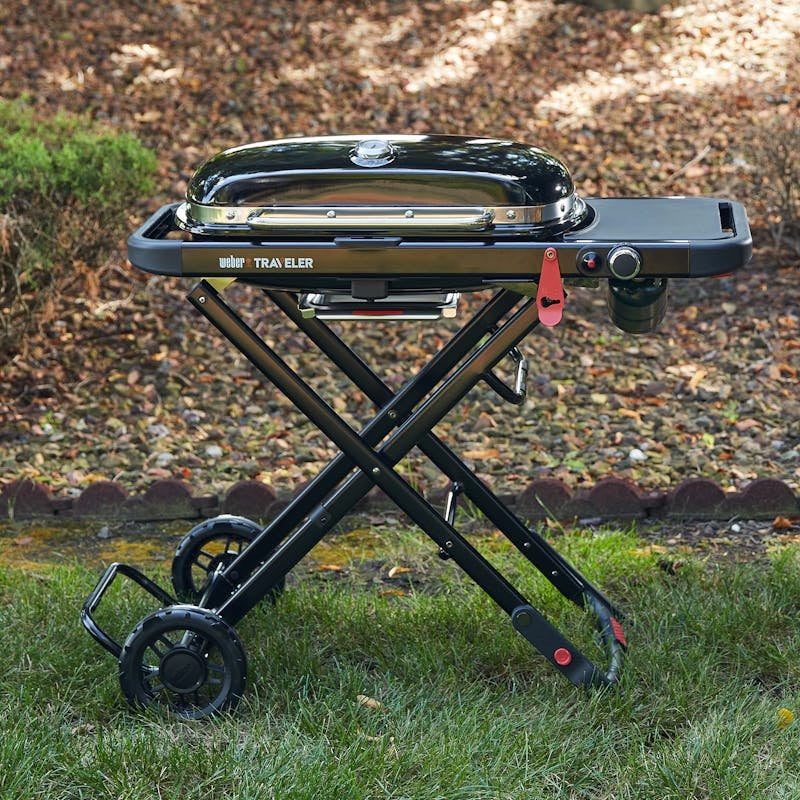 Weber 1501740 Traveler Portable Gas Grill: Liquid Propane