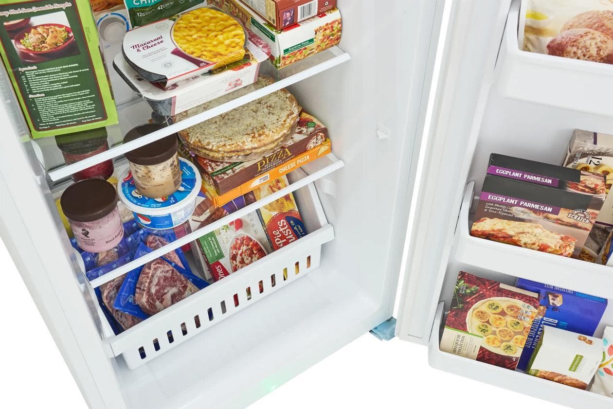 Frigidaire FFUE1826AW White