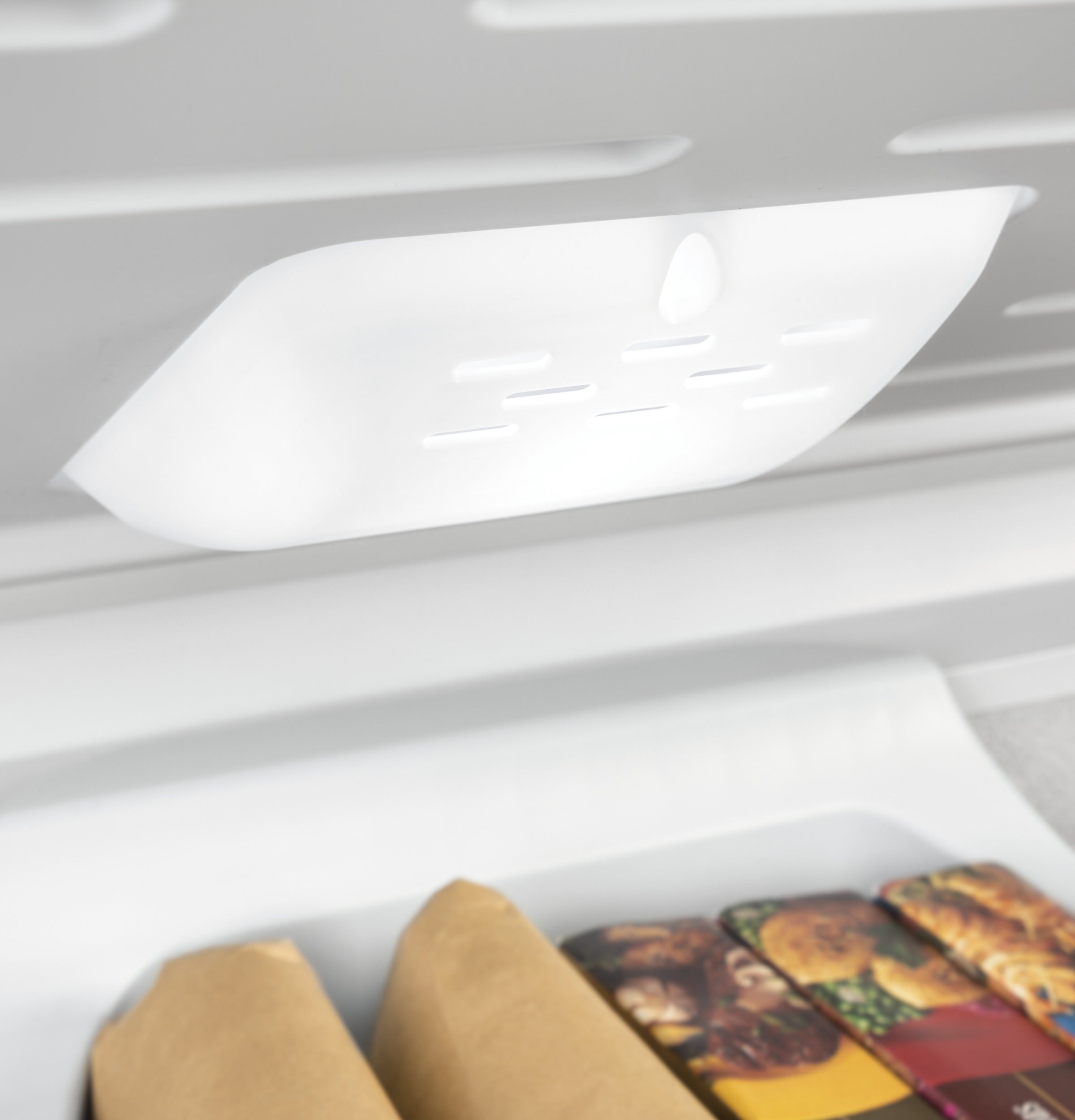 GE FCM22DLWW Chest Freezer , Audible Temperature Alarm, LED