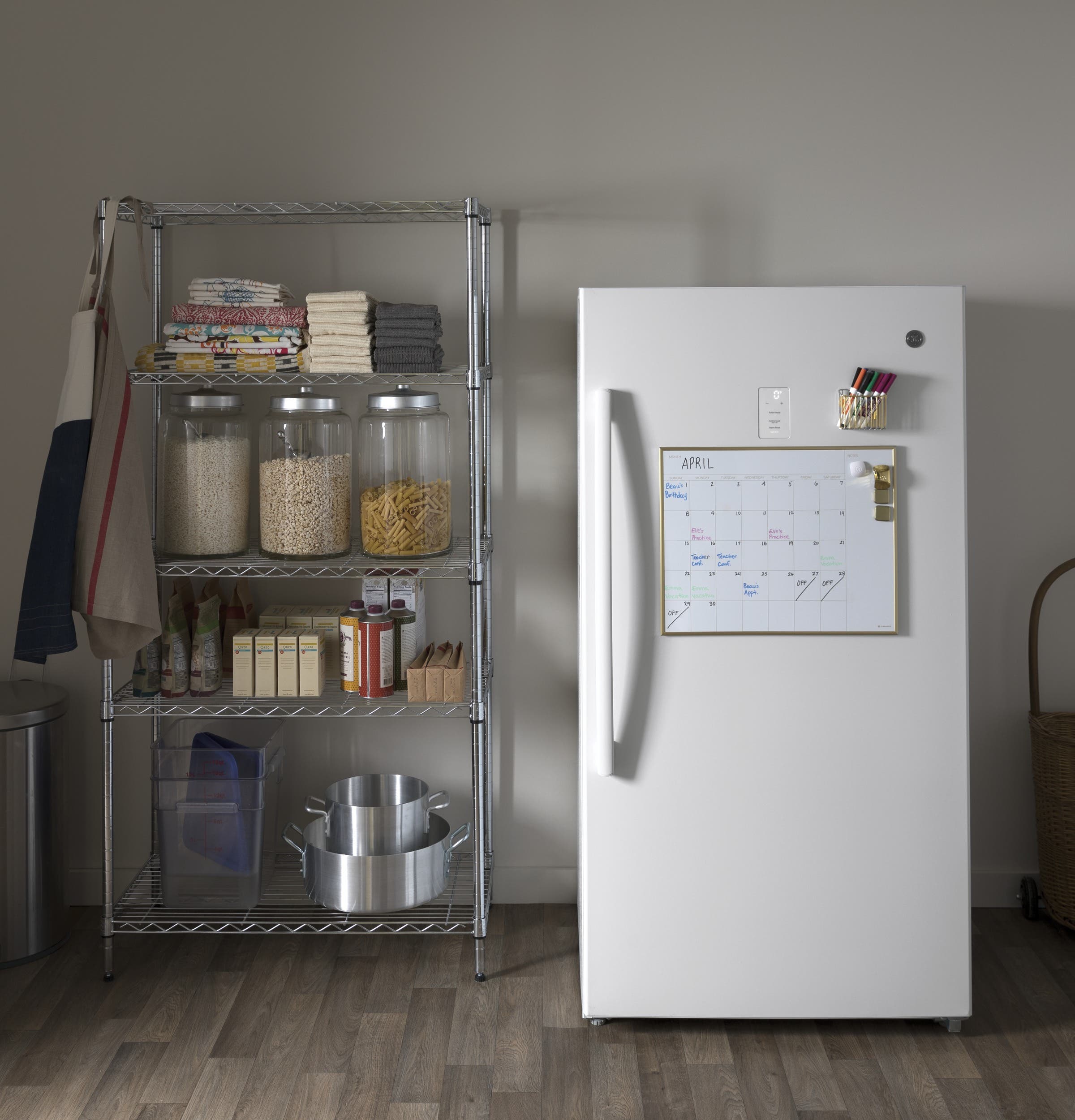 GE FUF17DLRWW White