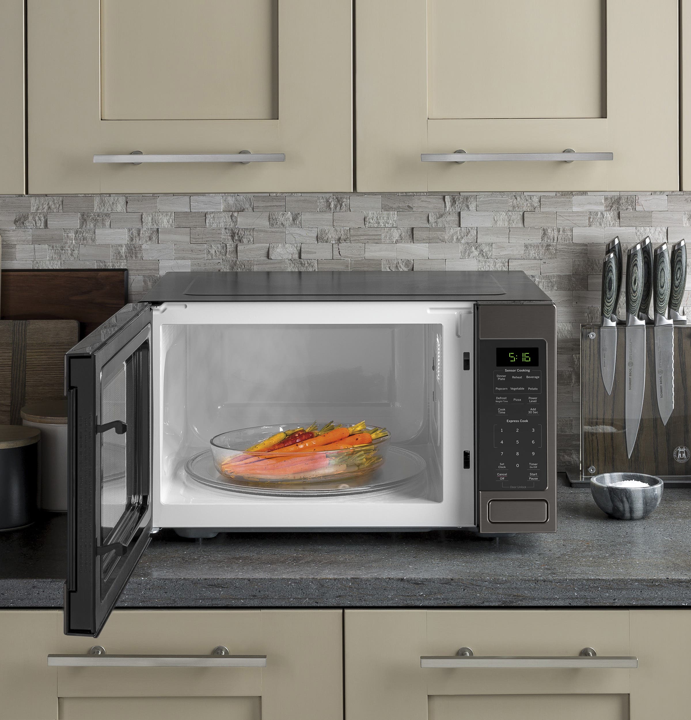 GE GCST16S1WTS Black Stainless