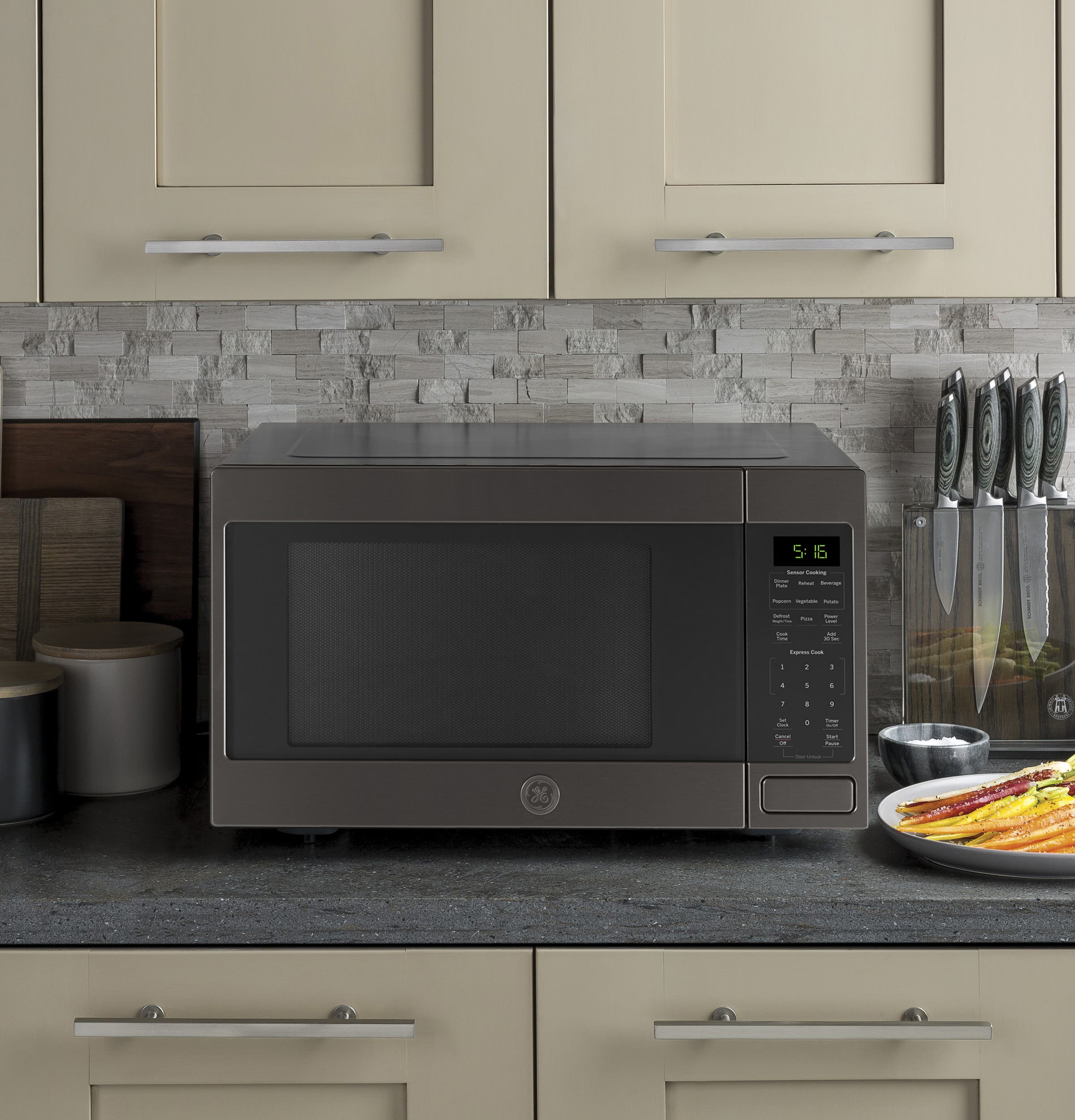 GE GCST16S1WTS Black Stainless