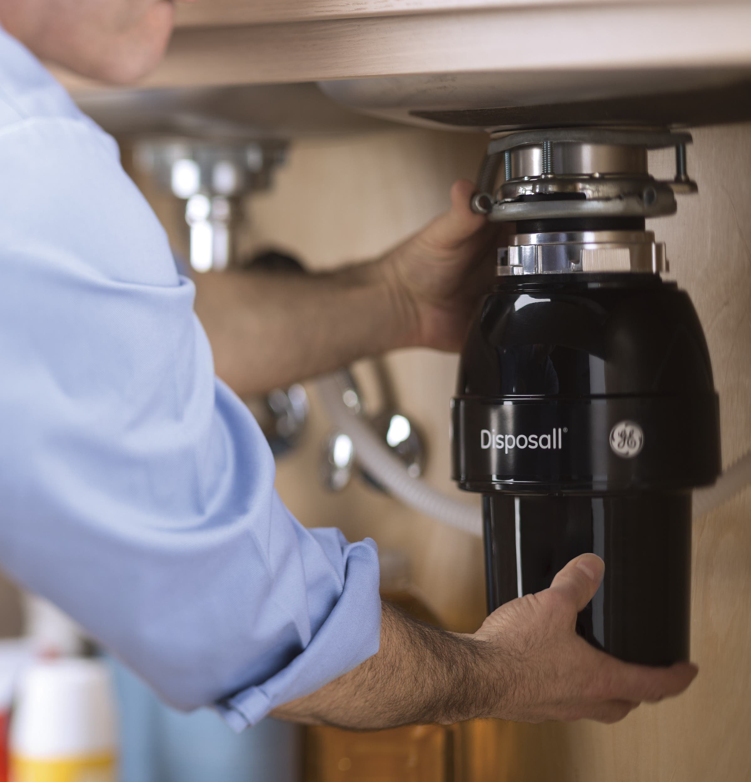 GE GFC325N Black
