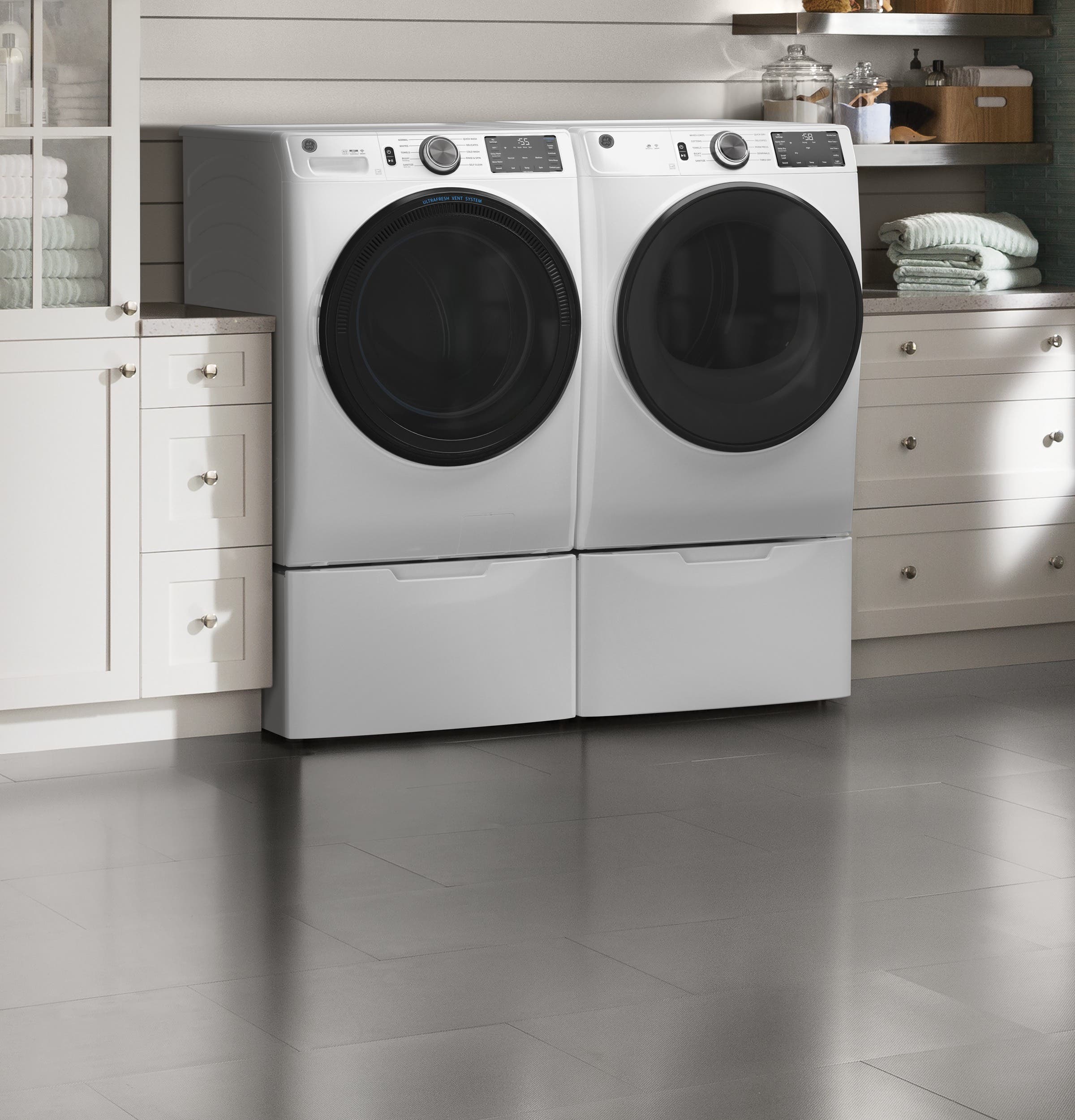 GE GFD55ESSNWW White