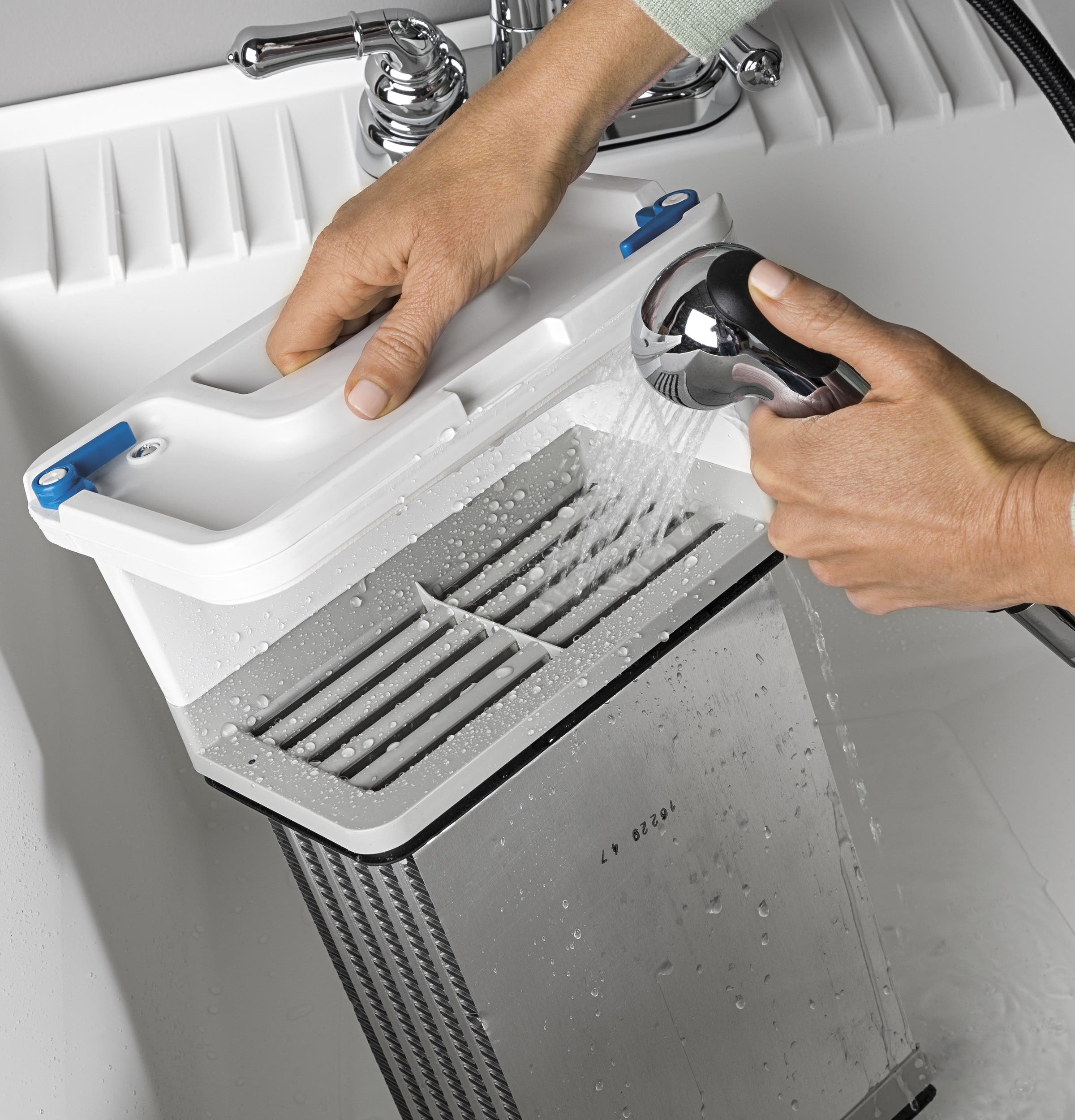 GE GFT14ESSMWW White
