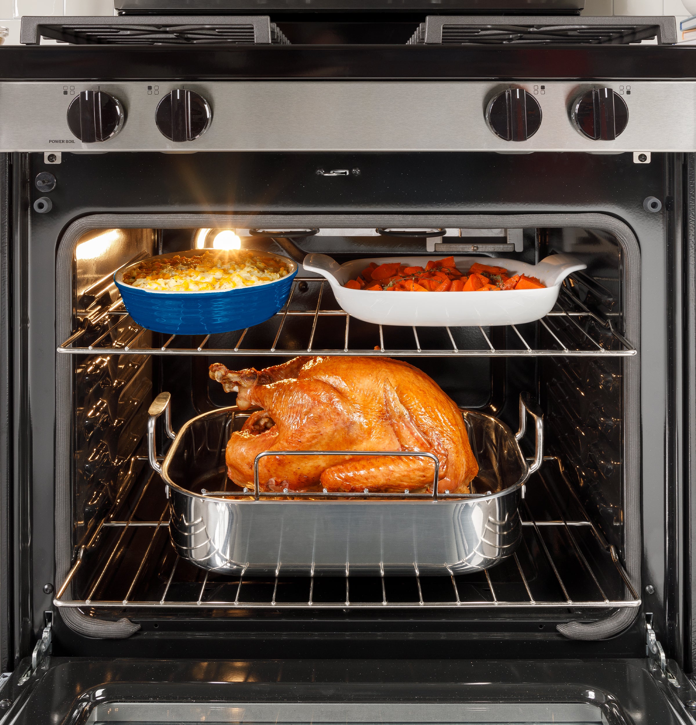 GE GGF400PVBB 30 Inch Freestanding Gas Smart Range Black