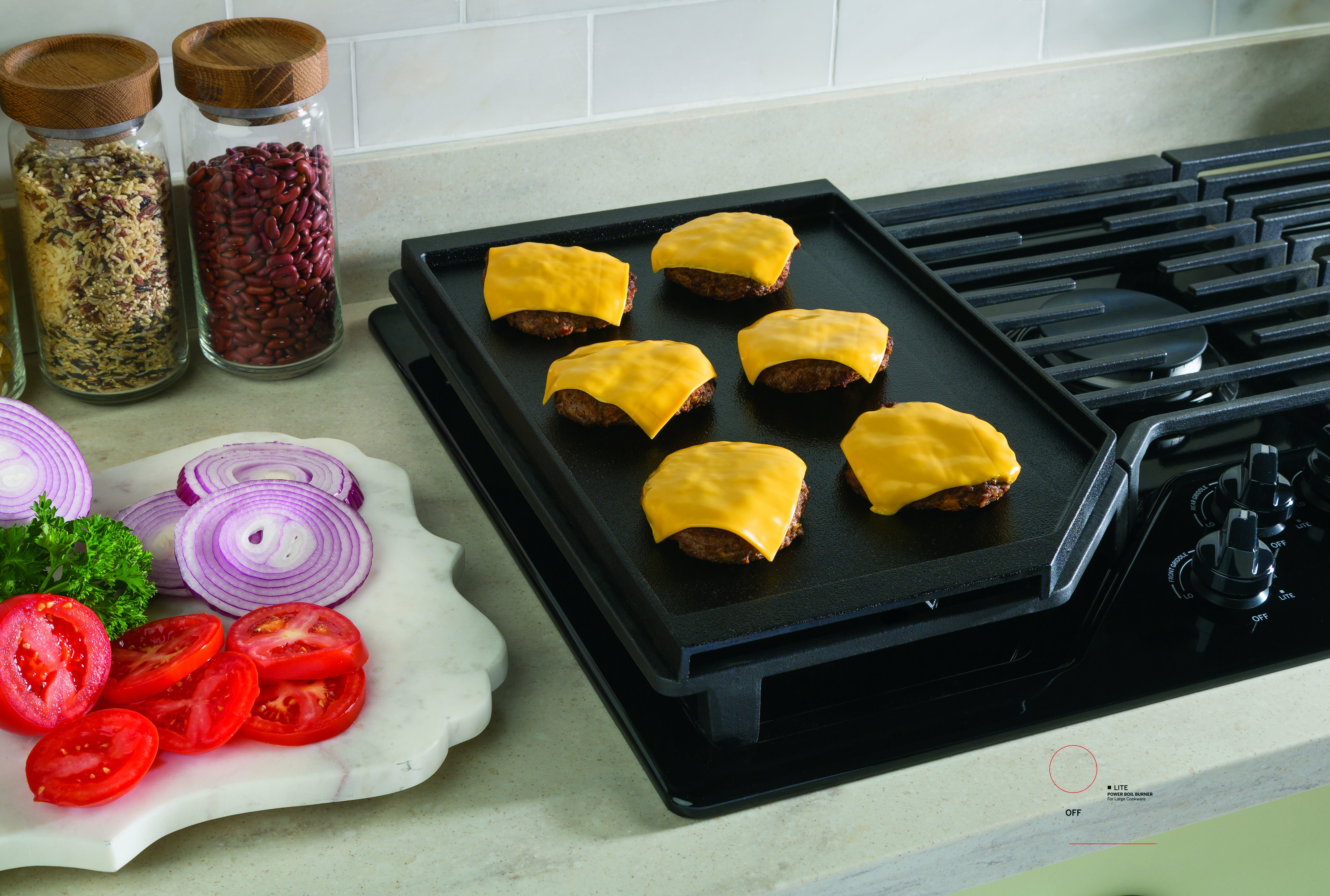GE JGP5036DLBB 36 Built-In Gas Cooktop Black | Plesser's Appliances