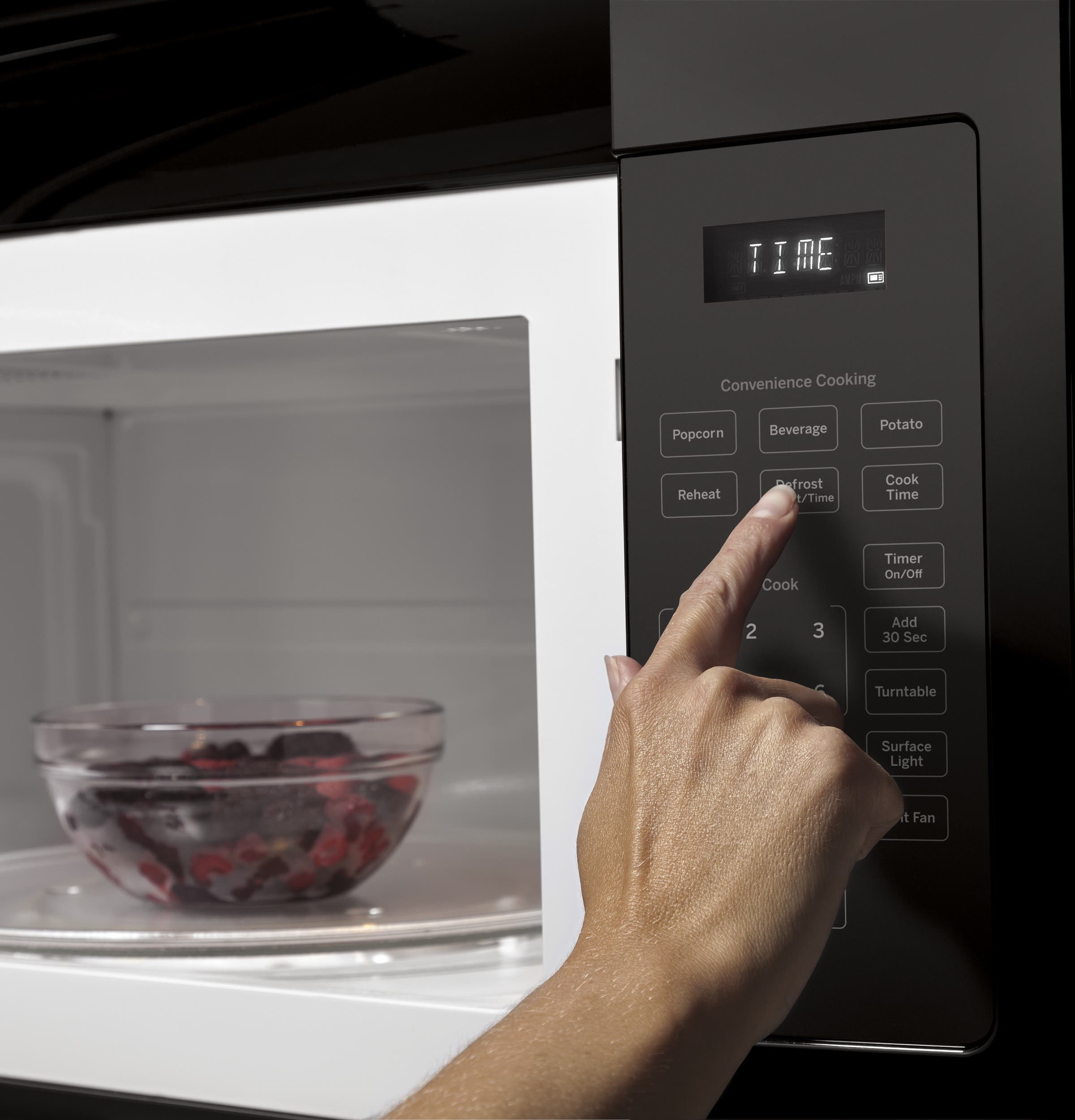 GE JVM3160DFBB Black