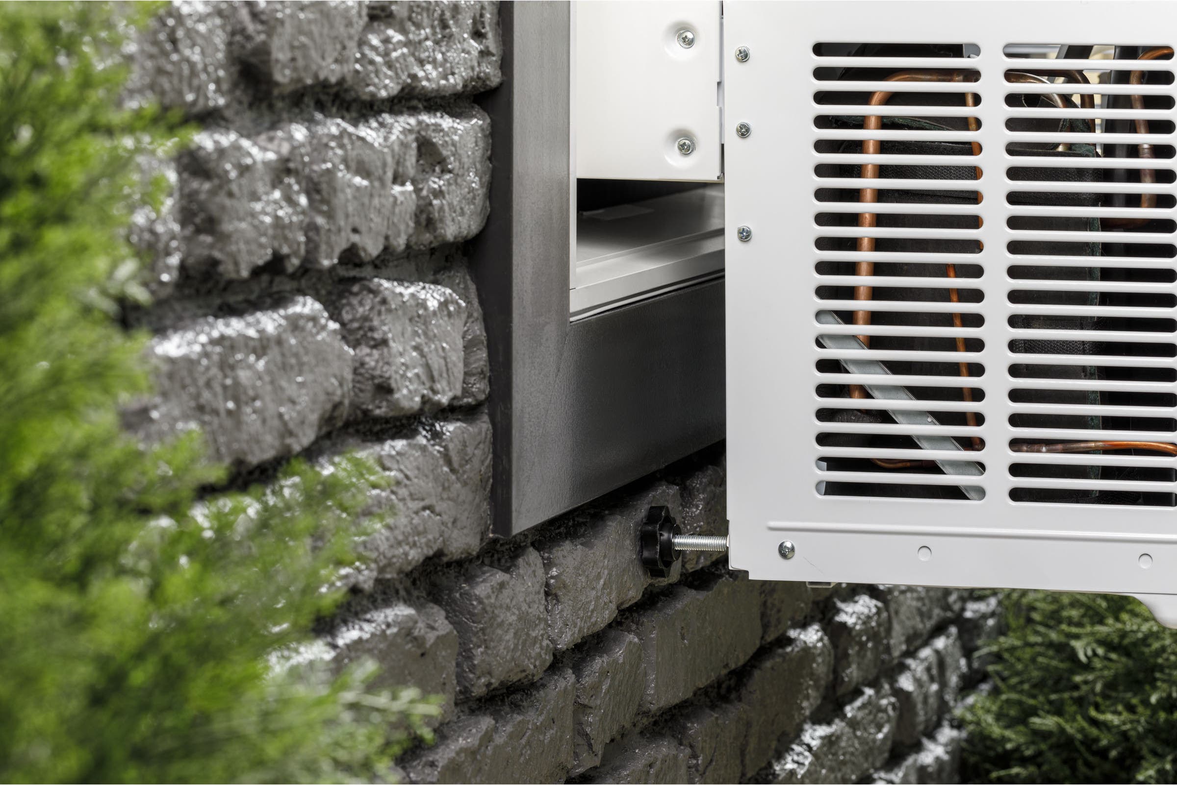 GE PHNT10CC 10,000 Btu, White