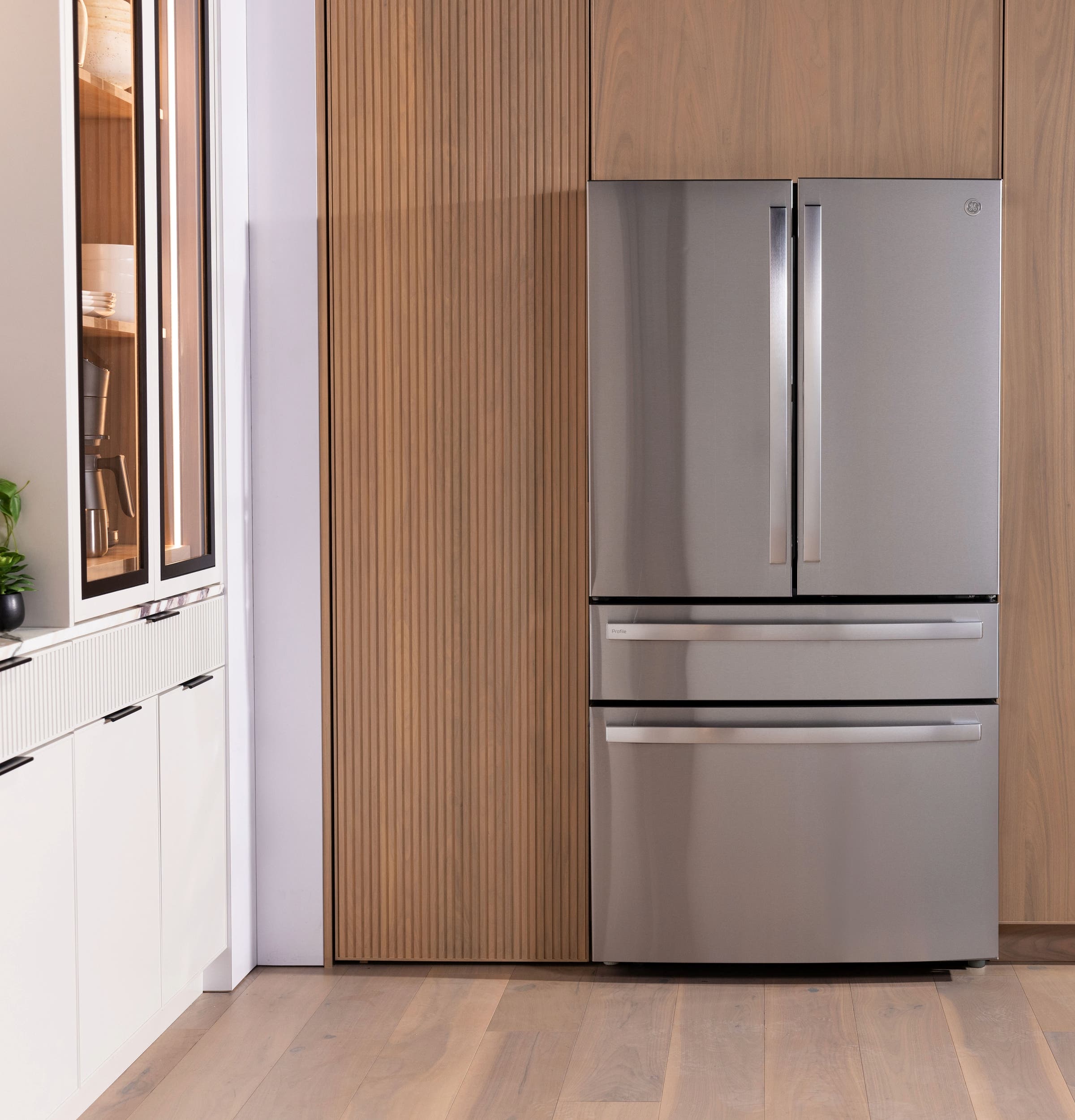 GE PJD23BYWFS Stainless Steel