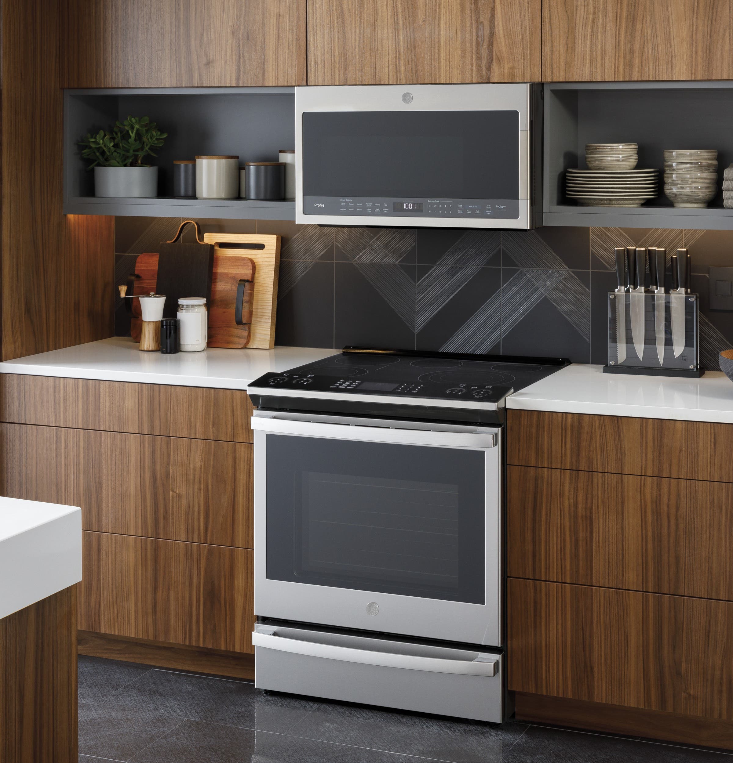 GE PSS93YPFS Fingerprint Resistant Stainless Steel