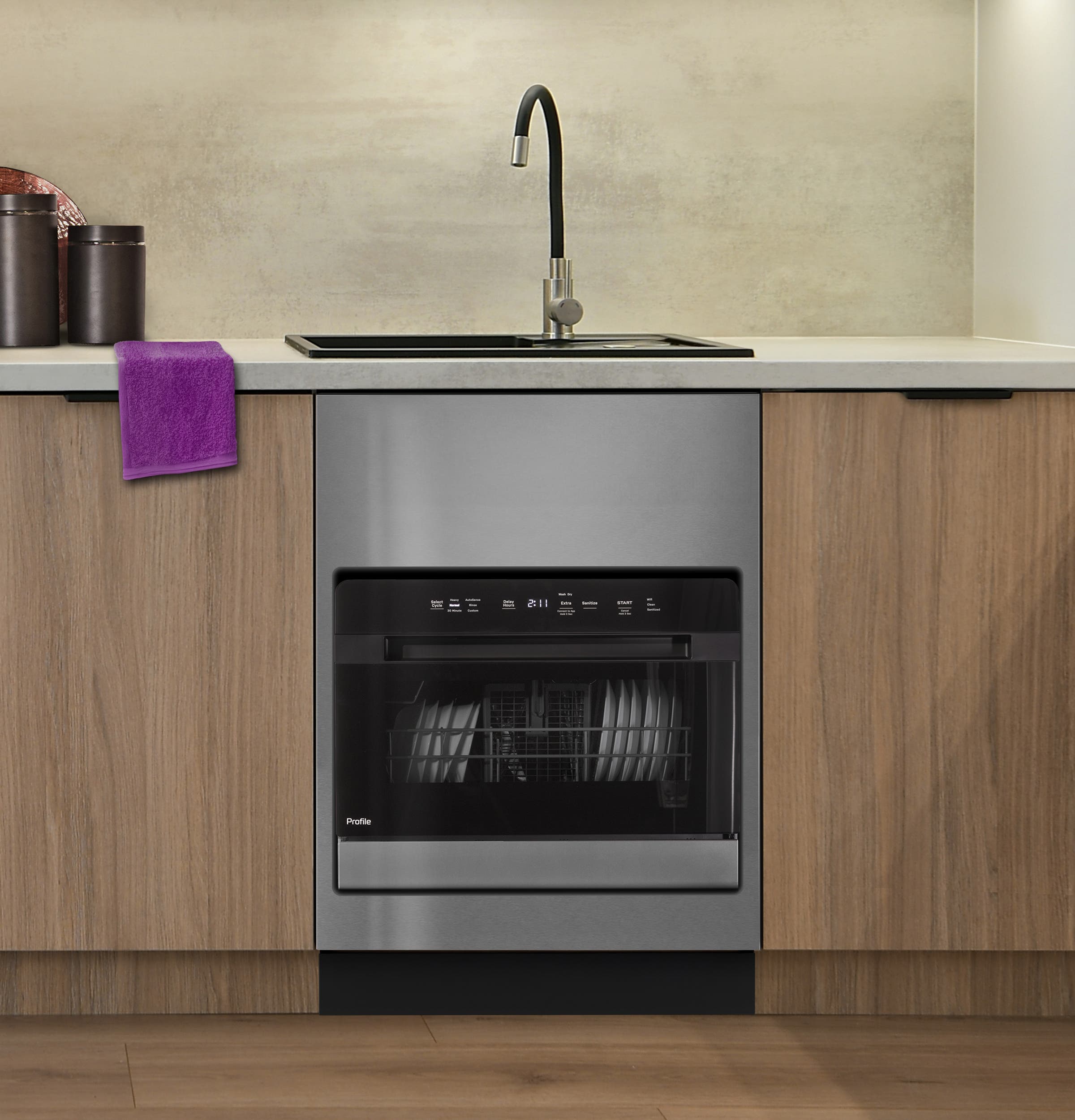 GE PZF560HGWBB Black