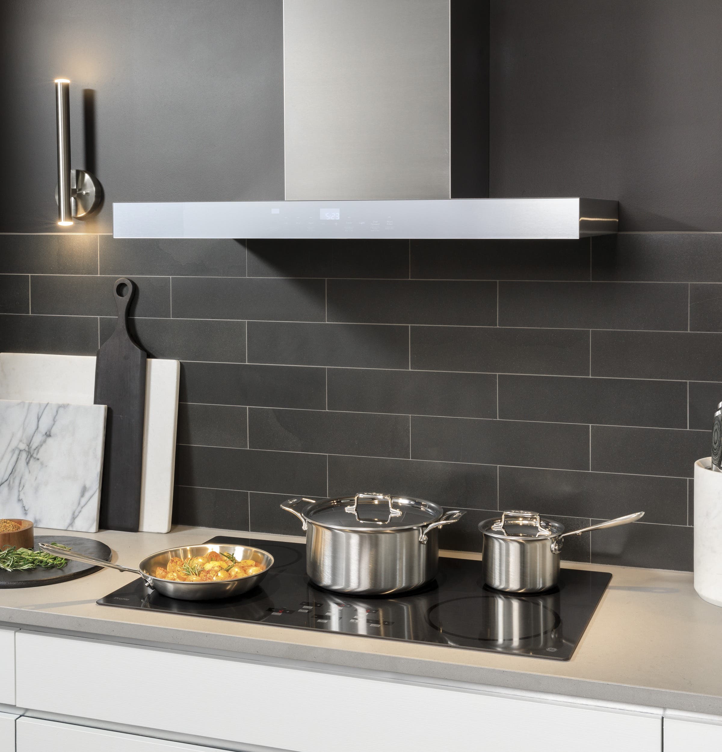 GE UVW9361SLSS Stainless Steel, 36 Inch