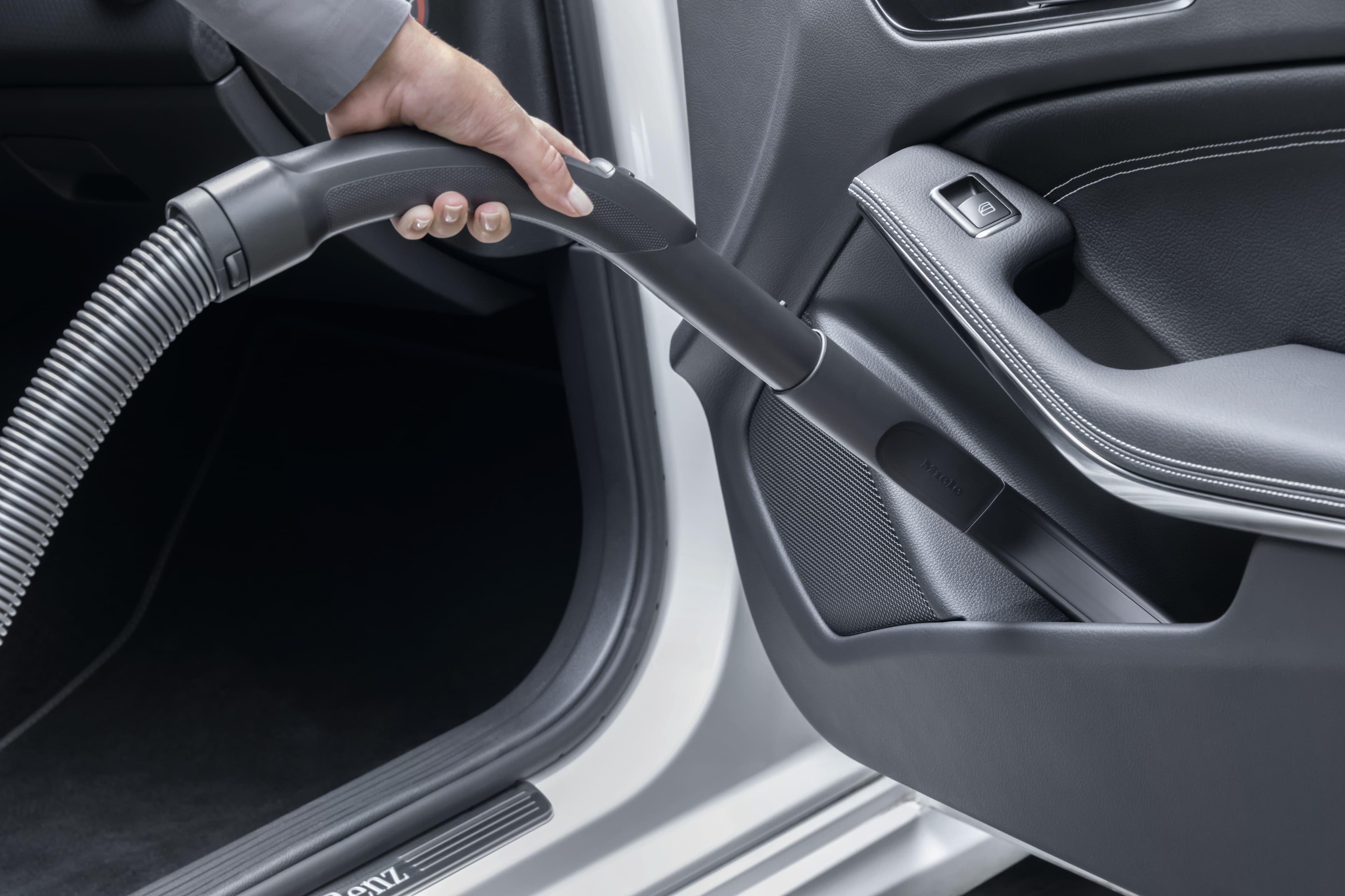 Miele SFD20 SFD20 560mm Ext Flex Crevice Tool