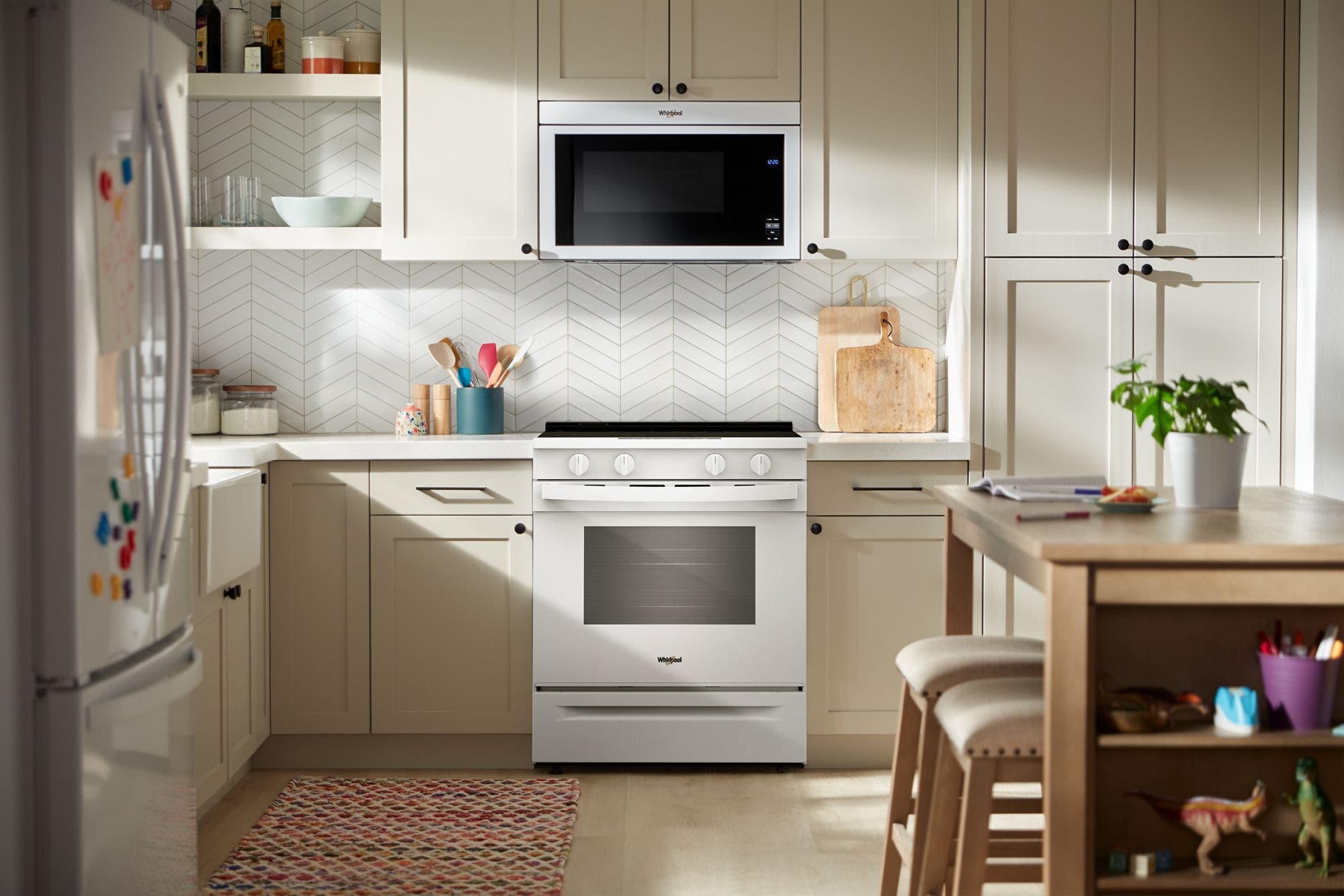 Whirlpool WSES3330TW White