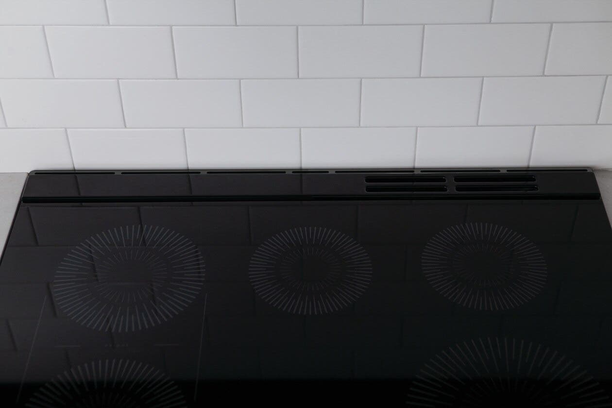 Frigidaire 11NBRRFLDS Black Stainless Steel