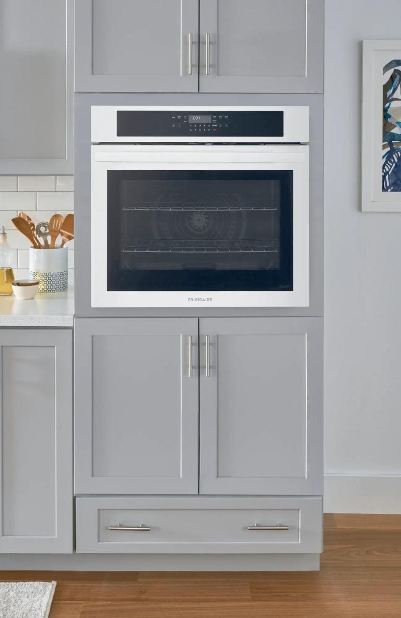 Frigidaire FCWS3030AW White