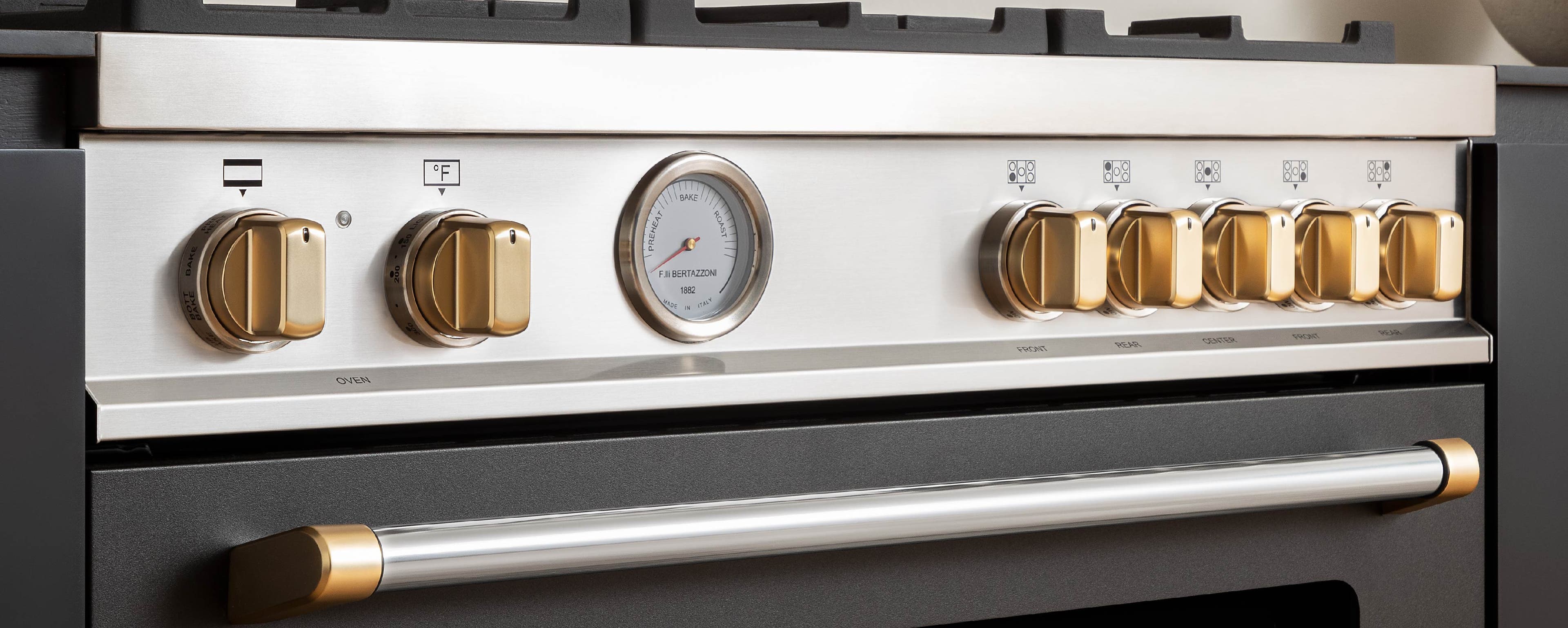Bertazzoni MAS305DFMNG Black With Gold Trim