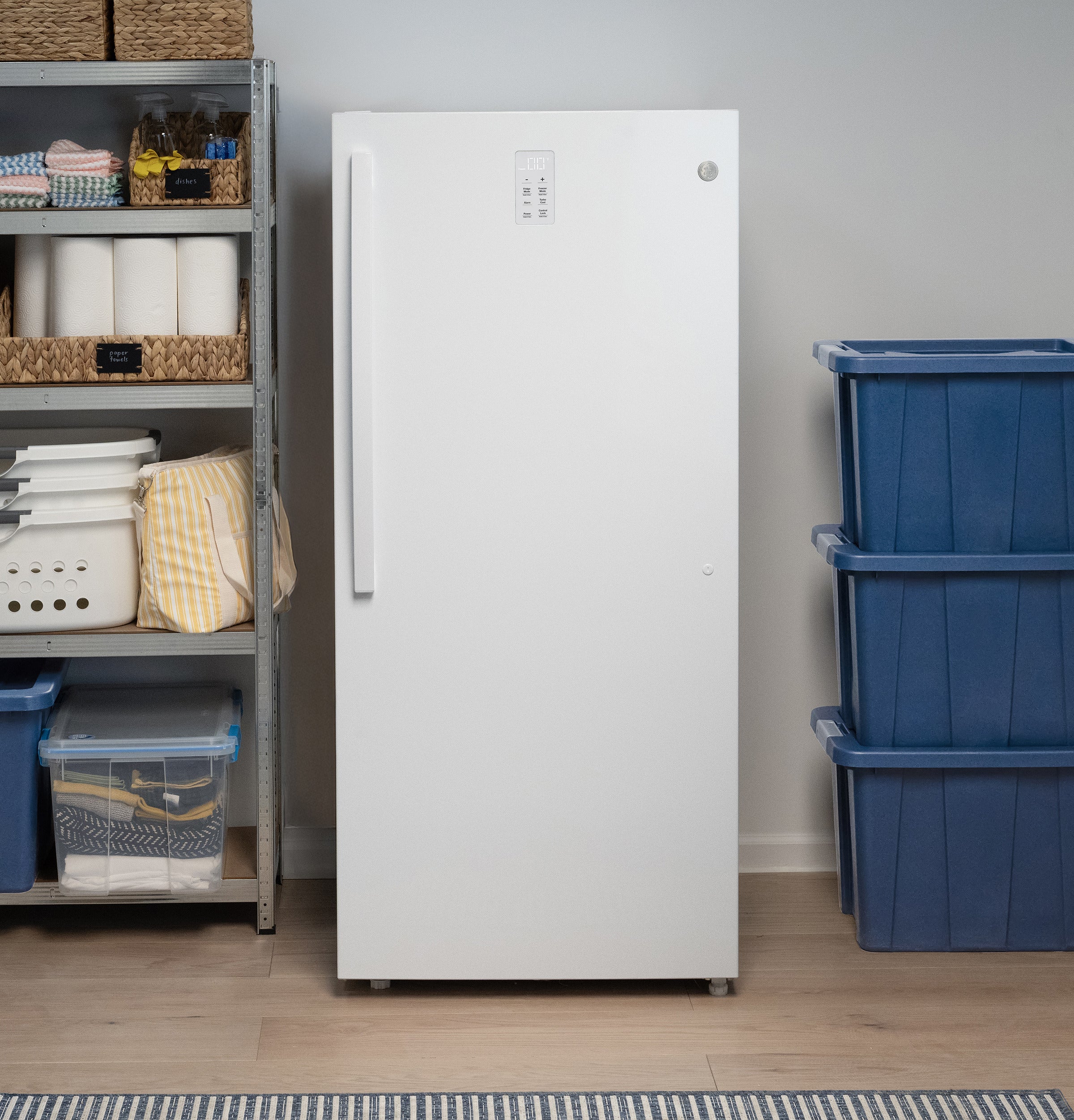 GE FUF22SZRWW 22 Cu. Ft. Upright Convertible Freezer: White