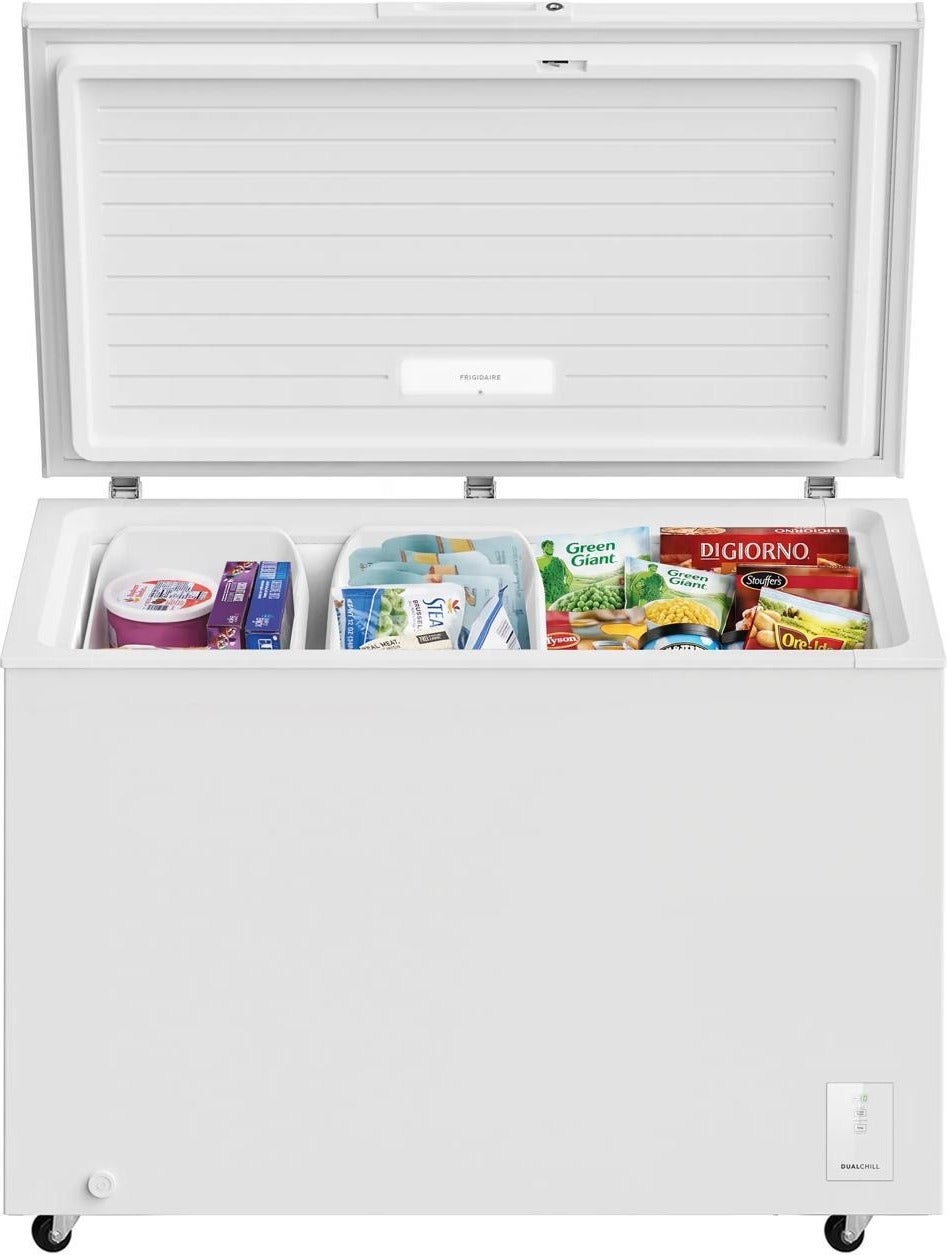 Frigidaire FFCL1562AW 15 Cu. Ft. Garage Ready Manual Defrost Chest