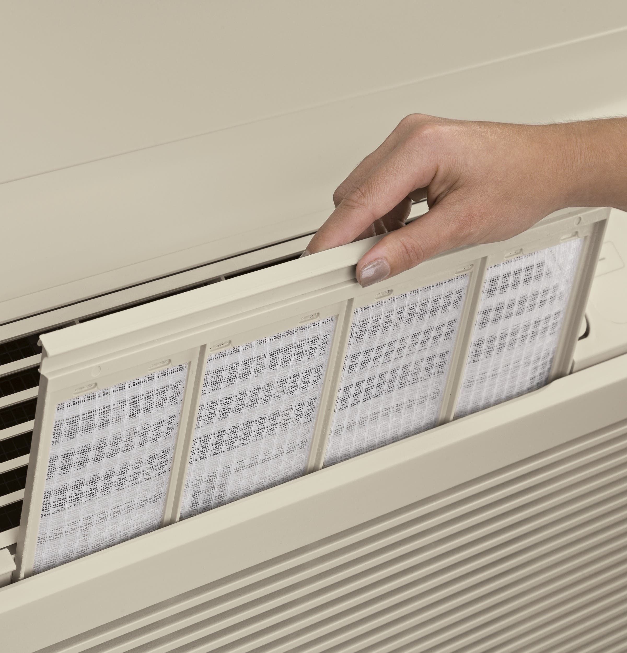 GE AZ65H07DAC 7,000 BTU Packaged Terminal Air Conditioner