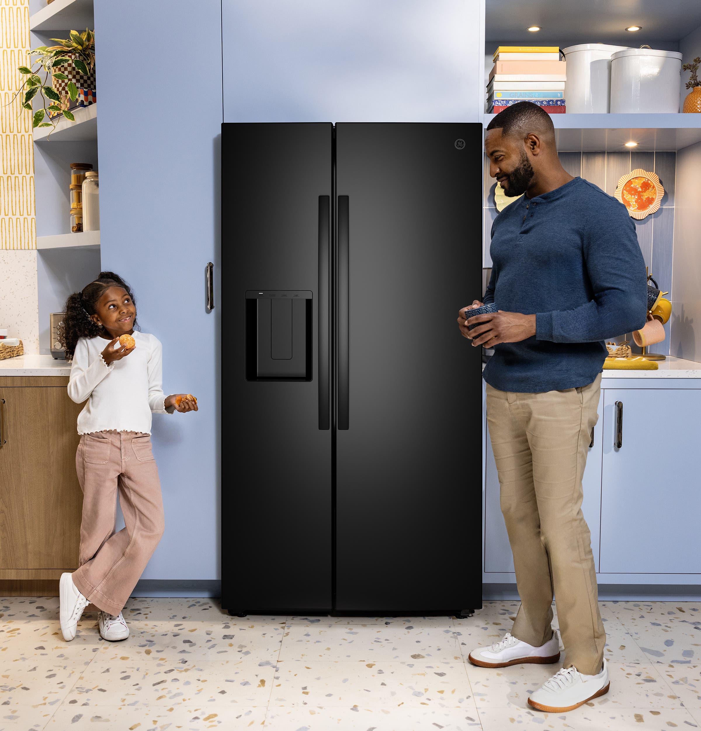 GE GSS28NGYBB Black