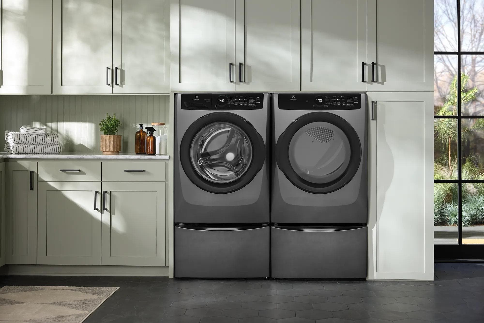 Electrolux ELFW7437AT Titanium
