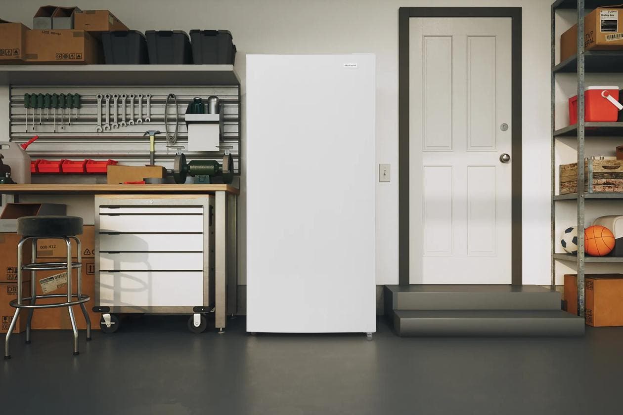 Frigidaire FFUV2126AW White
