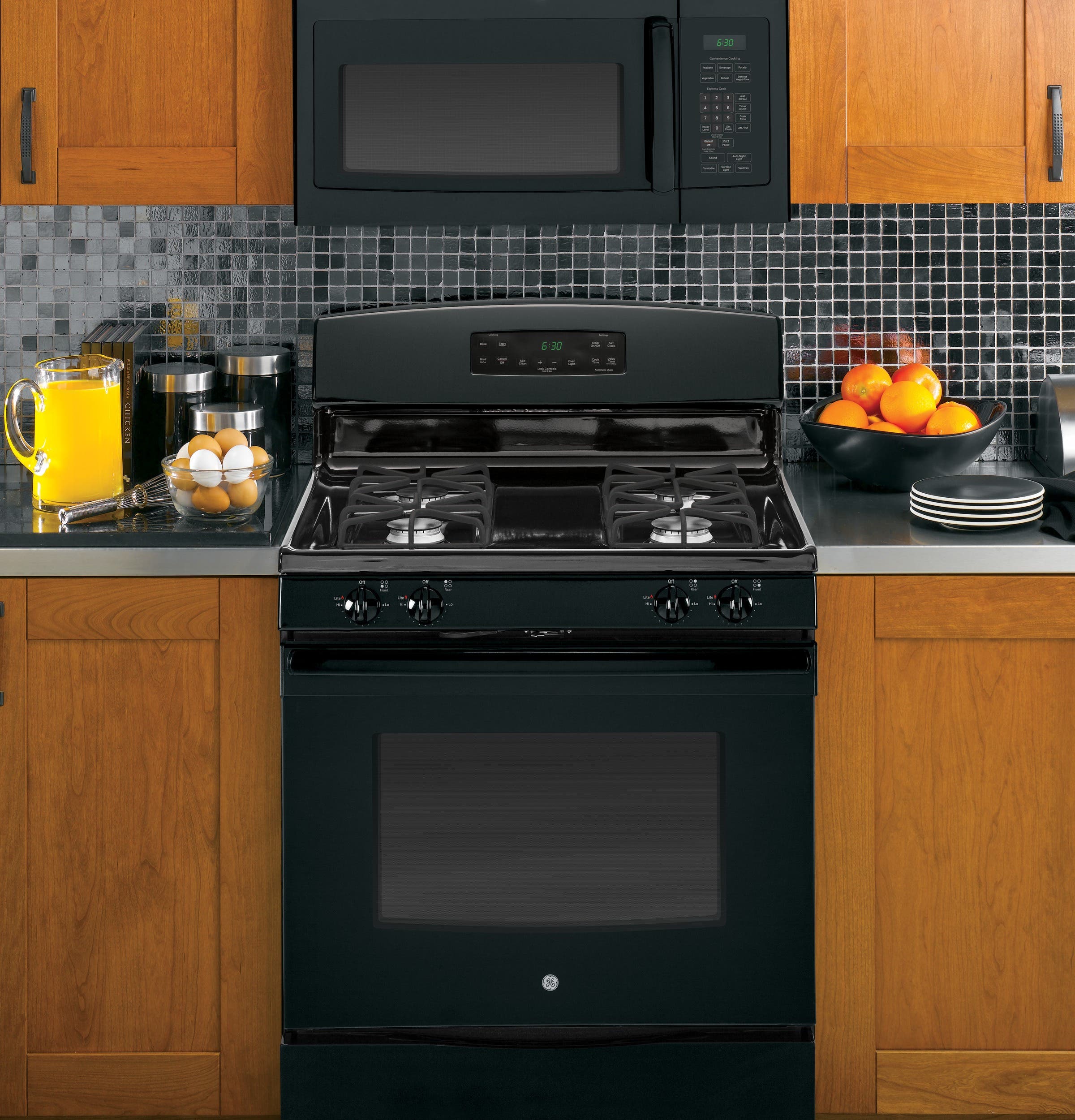 GE JVM6172DFBB Black