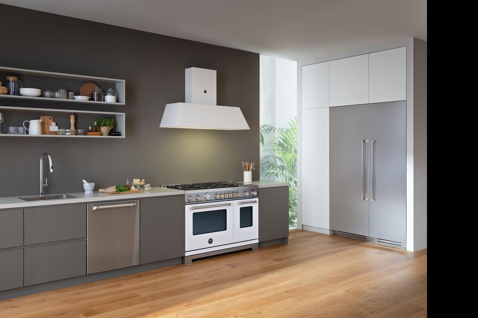 Bertazzoni REF30RCPIXR23 Stainless Steel, Right Swing Door