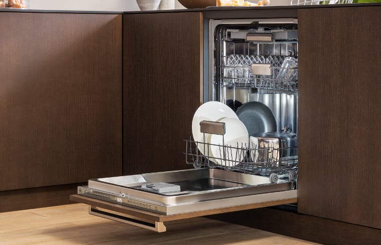 Bertazzoni DW18S2IXV Stainless Steel, Handle Purchase Required